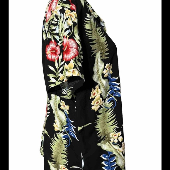 HIBISCUS COLLECTION HAWAII  Hawaiian Shirt. Size Large Button Down - Picture 2 of 10